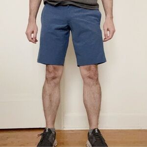 Travis Mathew Beck Performance Golf Short Stripe Blue Size 30